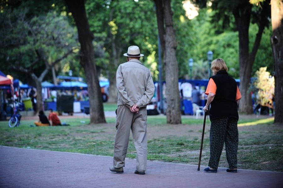 Jubilados y pensionados que tendrán el bono
